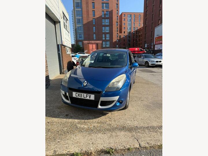 Renault Scenic 1.5 DCi Dynamique TomTom Euro 5 5dr