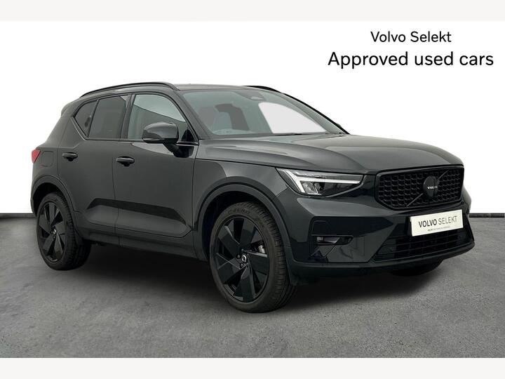 Volvo XC40 2.0 B4 MHEV Plus Black Edition DCT Auto Euro 6 (s/s) 5dr