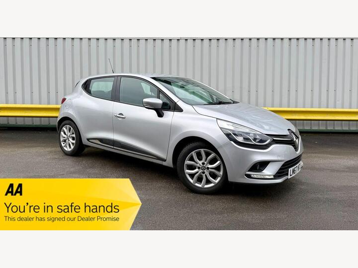 Renault Clio 0.9 TCe Dynamique Nav Euro 6 (s/s) 5dr Renault Clio 0.9 TCe Dynamique Nav Euro 6 (s/s) 5dr