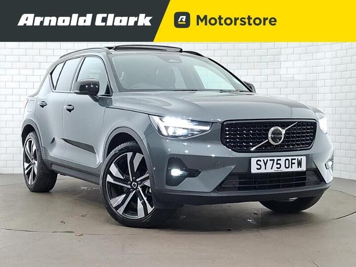 Volvo XC40 2.0 B3 MHEV Ultra Dark DCT Auto Euro 6 (s/s) 5dr