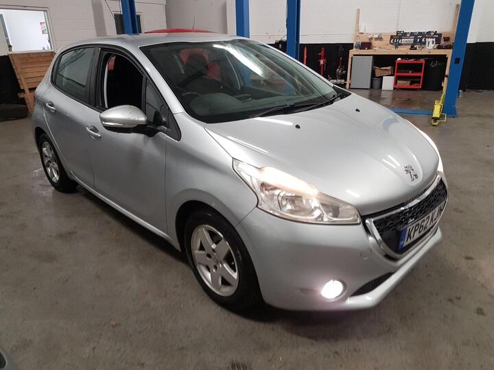 Peugeot 208 1.2 VTi Active Euro 5 5dr