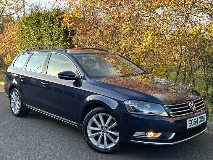 Volkswagen Passat 2.0 TDI BlueMotion Tech Executive Euro 5 (s/s) 5dr Volkswagen Passat 2.0 TDI BlueMotion Tech Executive Euro 5 (s/s) 5dr