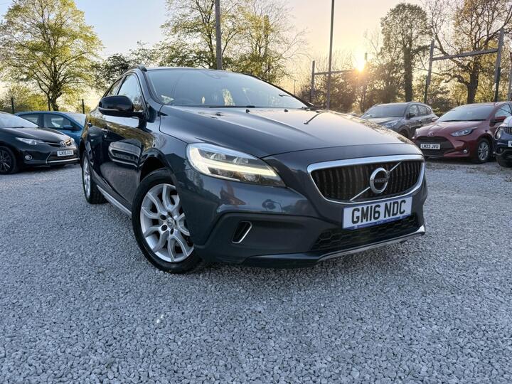 Volvo V40 Cross Country 2.0 D2 Pro Auto Euro 6 (s/s) 5dr