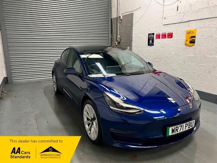 Tesla Model 3 (Dual Motor) Long Range Auto 4WDE 4dr Tesla Model 3 (Dual Motor) Long Range Auto 4WDE 4dr