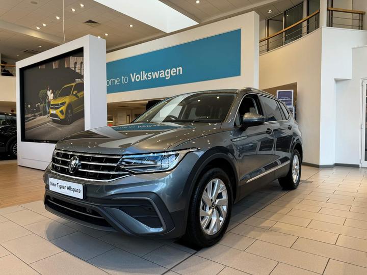 Volkswagen Tiguan Allspace 1.5 TSI Life DSG Euro 6 (s/s) 5dr