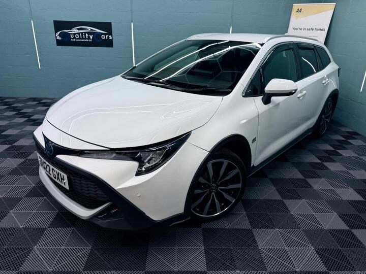 Toyota Corolla 2.0 VVT-h Trek Special Edition Touring Sports CVT Euro 6 (s/s) 5dr Toyota Corolla 2.0 VVT-h Trek Special Edition Touring Sports CVT Euro 6 (s/s) 5dr