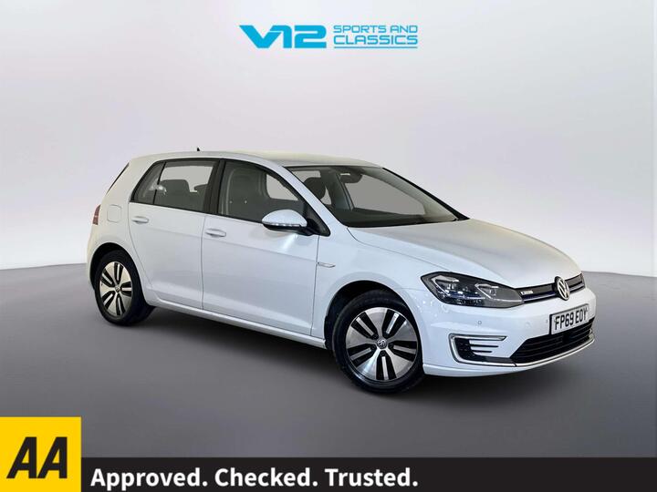 Volkswagen E-Golf 35.8kWh E-Golf Auto 5dr Volkswagen E-Golf 35.8kWh E-Golf Auto 5dr
