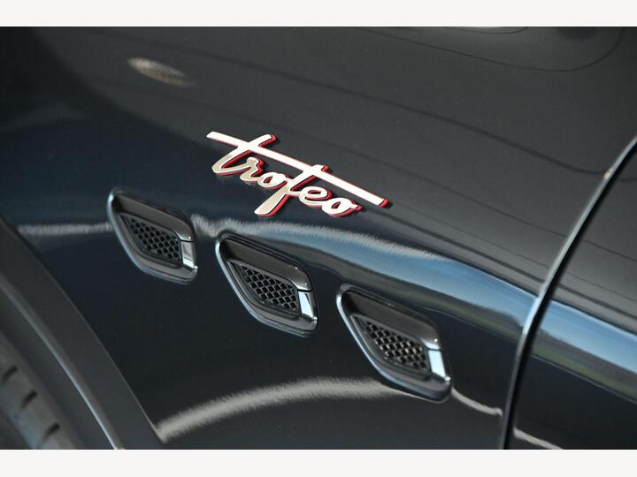 Maserati Grecale 3.0 V6 Trofeo ZF 4WD Euro 6 (s/s) 5dr