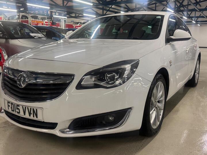 Vauxhall Insignia 1.8 16V SRi Nav Euro 5 5dr