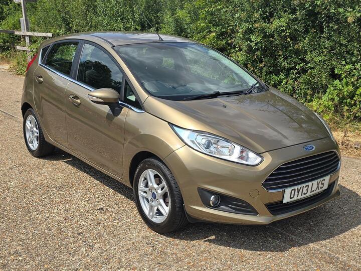 Ford Fiesta 1.6 Zetec Powershift Euro 5 5dr