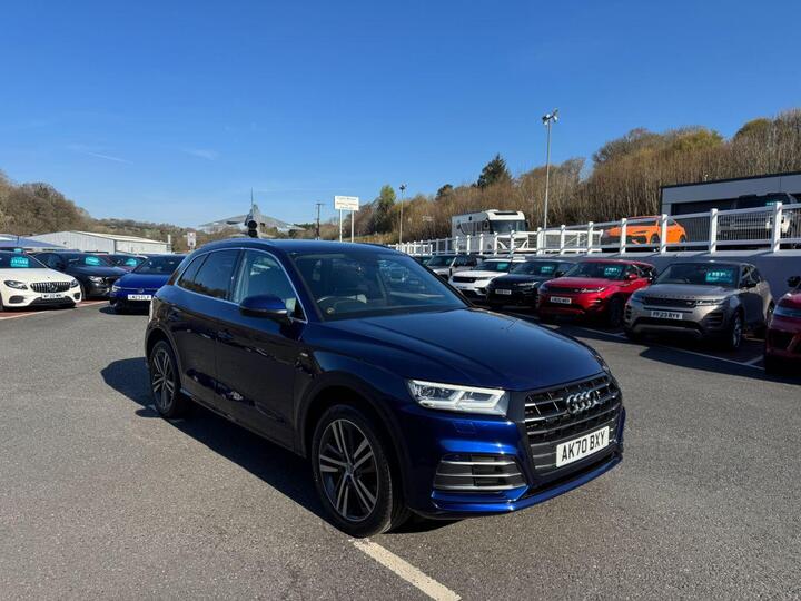 Audi Q5 2.0 TFSIe 55 S Line Competition S Tronic Quattro Euro 6 (s/s) 5dr 14.1kWh