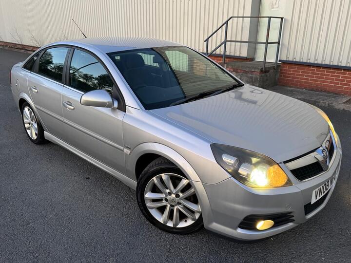 Vauxhall Vectra 1.9 CDTi SRi 5dr