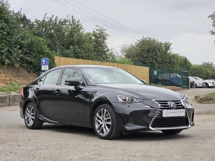 Lexus IS 2.5 300h Executive Edition E-CVT Euro 6 (s/s) 4dr