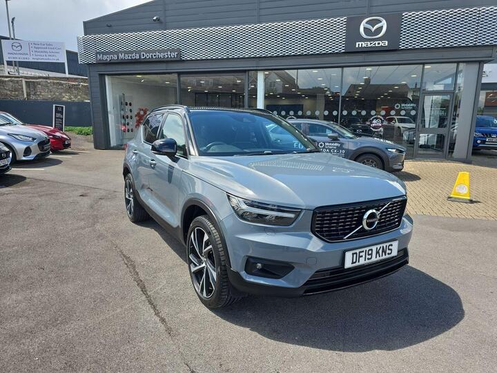 Volvo XC40 1.5 T3 R-Design Pro Euro 6 (s/s) 5dr