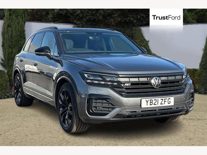 Volkswagen Touareg 3.0 TDI V6 Black Edition Tiptronic 4Motion Euro 6 (s/s) 5dr