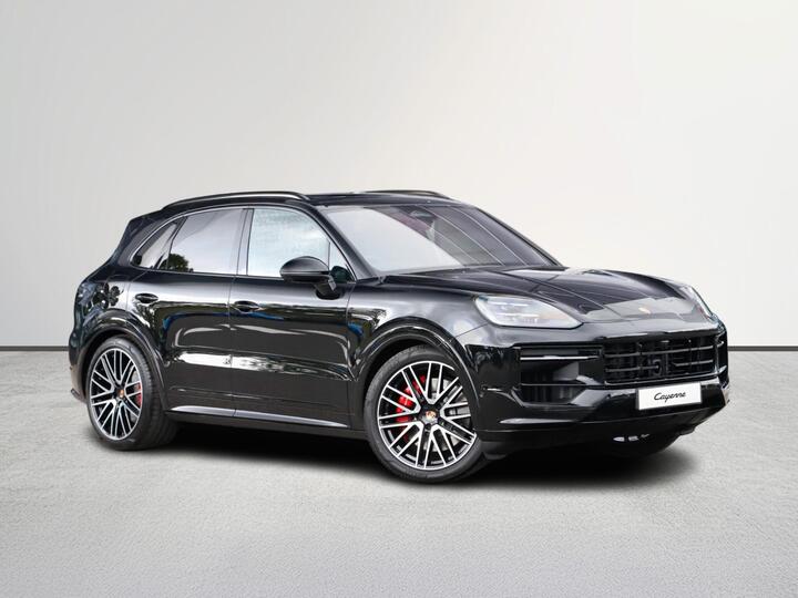 Porsche Cayenne 3.0 V6 E-Hybrid 25.9kWh S Black Edition TiptronicS 4WD Euro 6 (s/s) 5dr