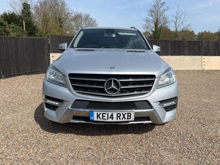 Mercedes-Benz M Class 2.1 ML250 BlueTEC AMG Sport G-Tronic 4WD Euro 6 (s/s) 5dr Mercedes-Benz M Class 2.1 ML250 BlueTEC AMG Sport G-Tronic 4WD Euro 6 (s/s) 5dr