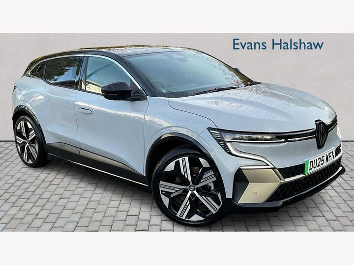 Renault MEGANE E-TECH HATCHBACK Comfort Range 60kWh Iconic Auto 5dr Renault MEGANE E-TECH HATCHBACK Comfort Range 60kWh Iconic Auto 5dr