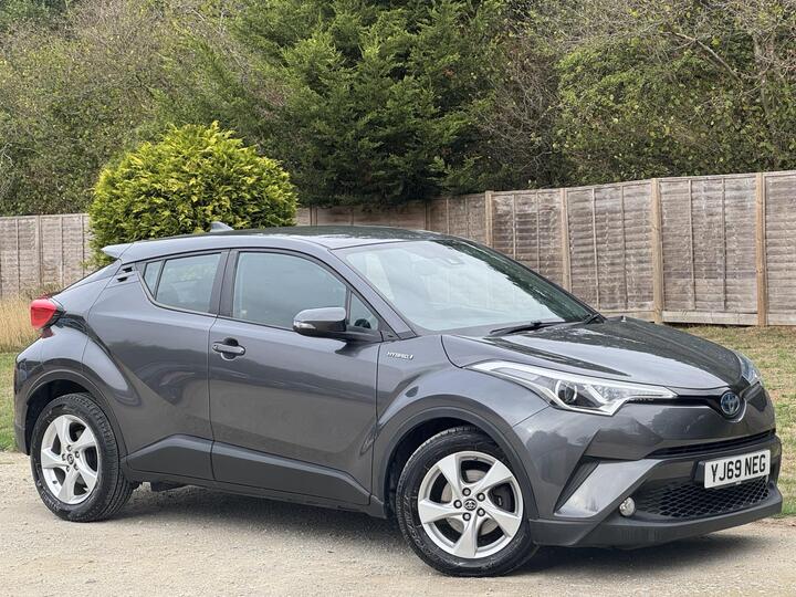 Toyota C-HR 1.8 VVT-h Icon CVT Euro 6 (s/s) 5dr