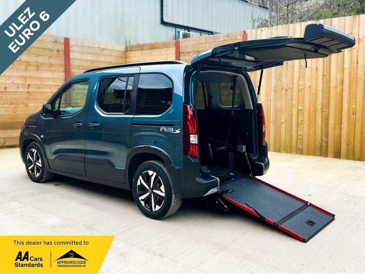 Peugeot RIFTER 3 Seat Auto Wheelchair Accessible Disabled Access Vehicle WAV