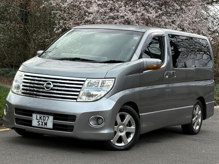 Nissan Elgrand 2.5 [8 Seater ] ULEZ Free