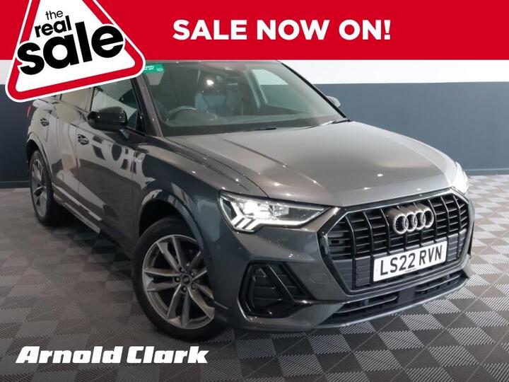 Audi Q3 1.5 TFSI CoD 35 Black Edition S Tronic Euro 6 (s/s) 5dr