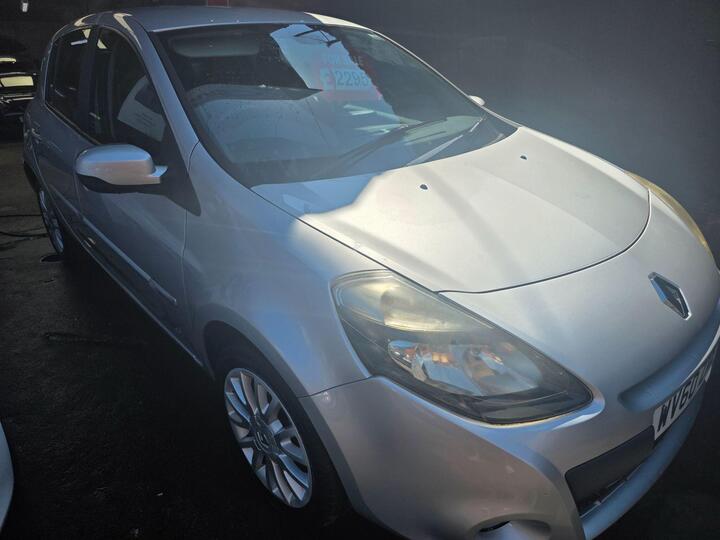 Renault Clio 1.2 Dynamique TomTom Euro 4 5dr