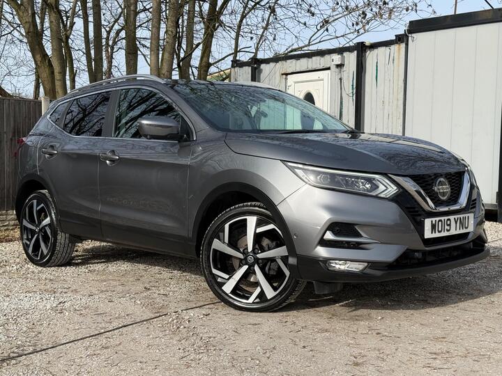 Nissan Qashqai 1.5 DCi Tekna Euro 6 (s/s) 5dr Nissan Qashqai 1.5 DCi Tekna Euro 6 (s/s) 5dr