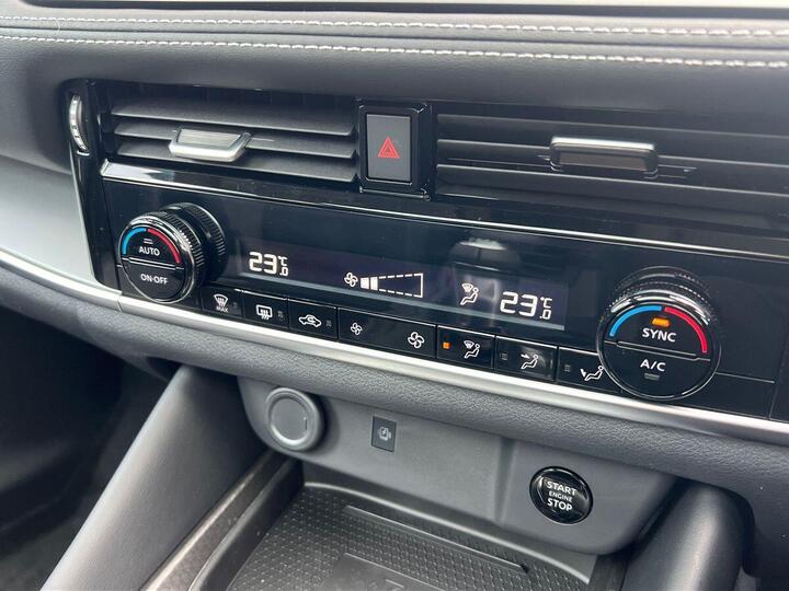 Nissan Qashqai 1.3 DIG-T MHEV N-Connecta Euro 6 (s/s) 5dr