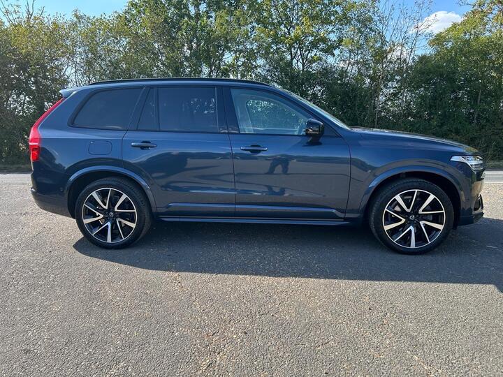 Volvo XC90 2.0 B6 MHEV Ultimate Dark Auto 4WD Euro 6 (s/s) 5dr