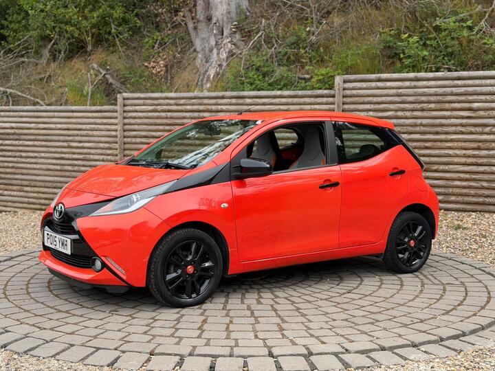 Toyota AYGO 1.0 VVT-i X-cite X-shift Euro 5 5dr Euro 5