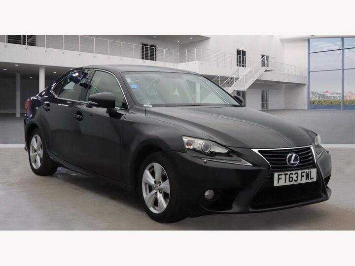 Lexus IS 2.5 300h SE E-CVT Euro 5 (s/s) 4dr