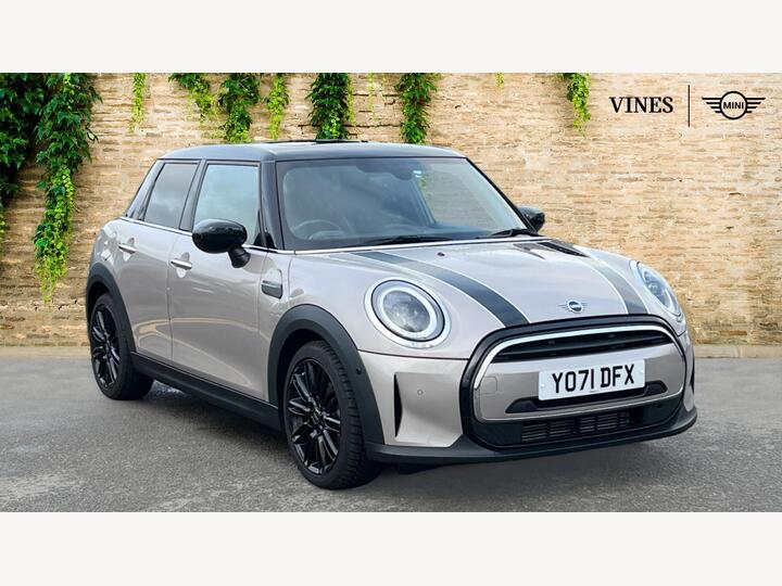 MINI Hatch 1.5 Cooper Exclusive Steptronic Euro 6 (s/s) 5dr