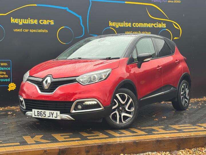 Renault Captur 1.2 TCe ENERGY Signature Nav Auto Euro 6 (s/s) 5dr