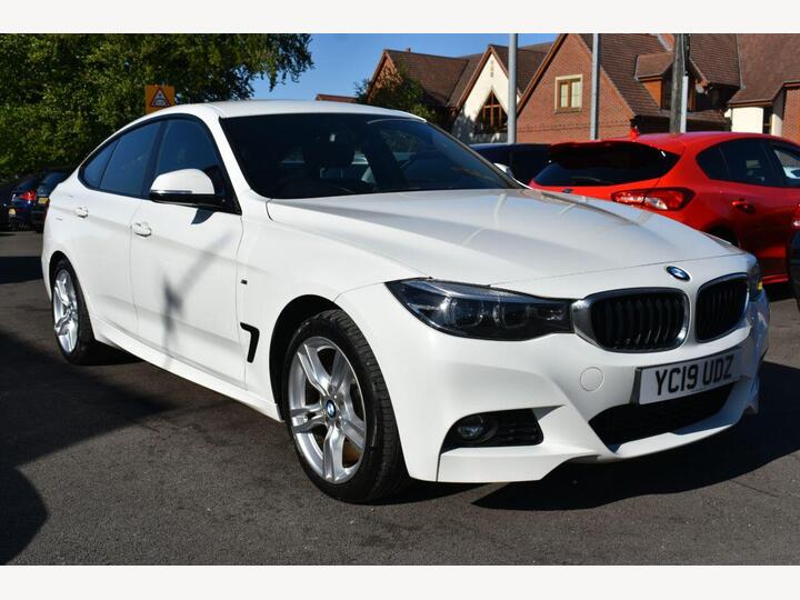 BMW 3 SERIES GRAN TURISMO 2.0 320d M Sport GT Auto XDrive Euro 6 (s/s) 5dr BMW 3 SERIES GRAN TURISMO 2.0 320d M Sport GT Auto XDrive Euro 6 (s/s) 5dr