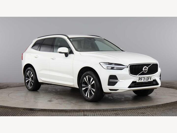 Volvo XC60 2.0 B5 MHEV Momentum Auto AWD Euro 6 (s/s) 5dr
