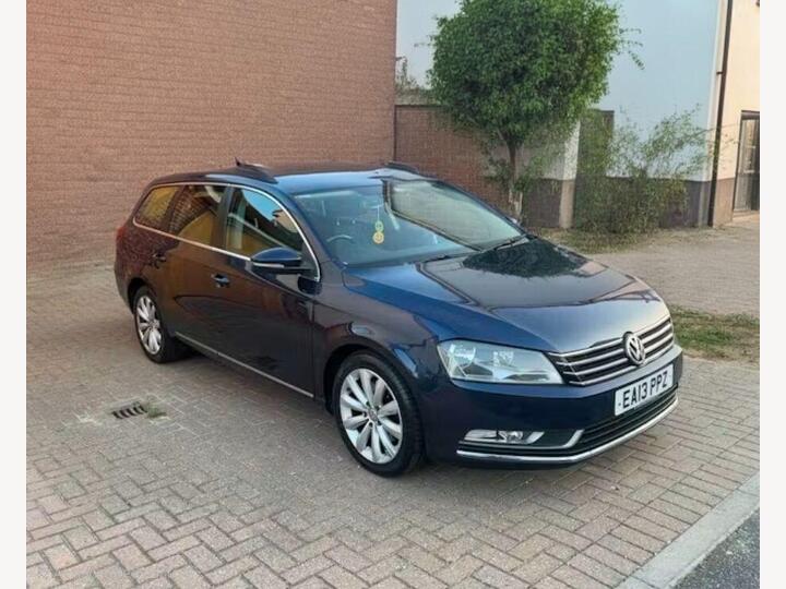 Volkswagen Passat 2.0 TDI BlueMotion Tech Highline DSG Euro 5 (s/s) 5dr