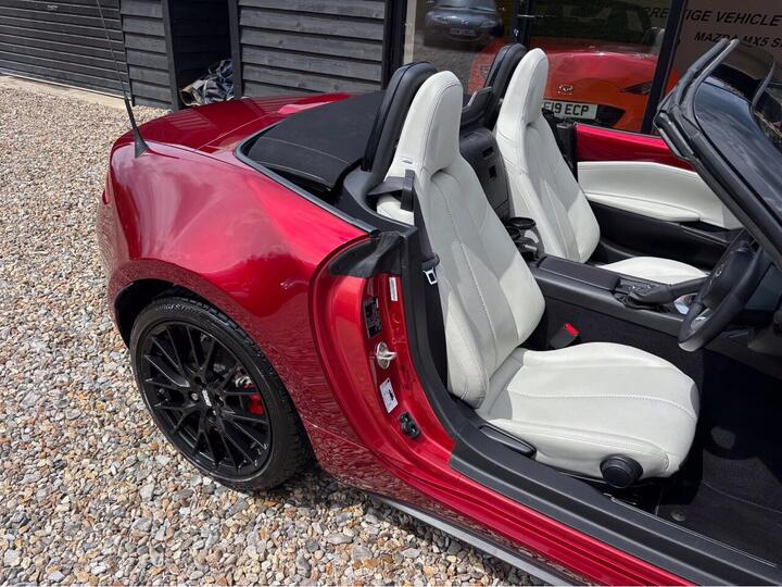 Mazda MX-5 2.0 SKYACTIV-G Homura Euro 6 (s/s) 2dr