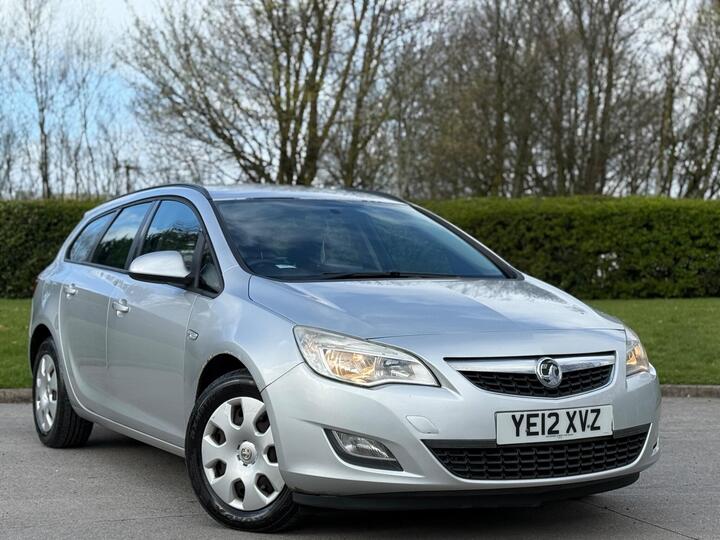 Vauxhall Astra 1.7 CDTi EcoFLEX Exclusiv Sports Tourer Euro 5 (s/s) 5dr