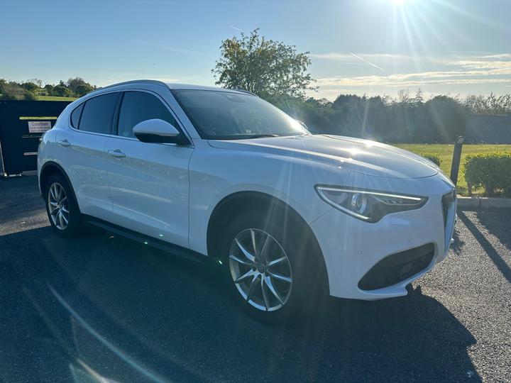 Alfa Romeo Stelvio 2.2 TD Speciale Auto Q4 AWD Euro 6 (s/s) 5dr