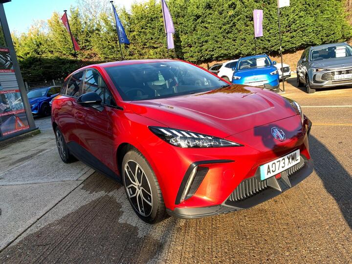 MG MG4 64kWh Trophy Long Range Auto 5dr