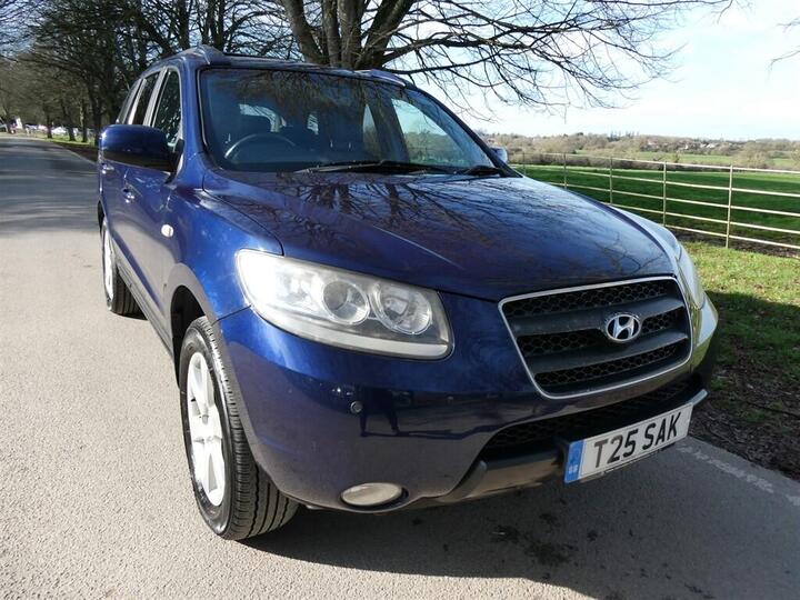 Hyundai Santa Fe 2.2 CRTD CDX Auto 4WD Euro 3 5dr (7 Seat) Hyundai Santa Fe 2.2 CRTD CDX Auto 4WD Euro 3 5dr (7 Seat)