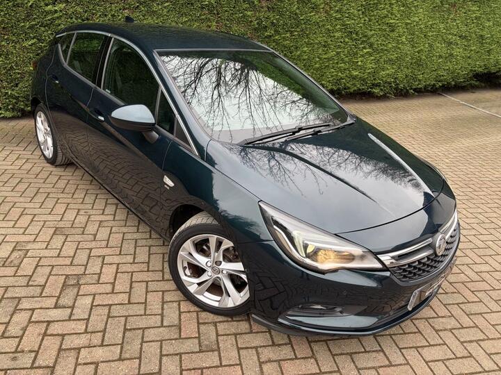 Vauxhall ASTRA 1.6 CDTi BlueInjection SRi Nav Euro 6 (s/s) 5dr