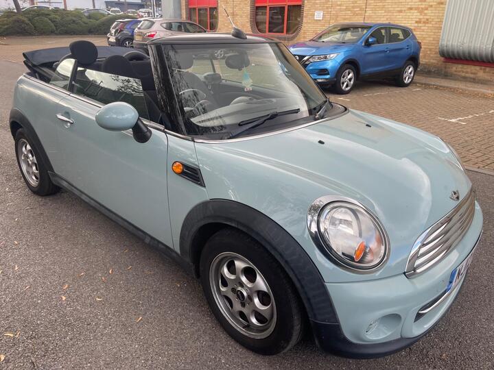 MINI Convertible 1.6 Cooper Euro 5 (s/s) 2dr
