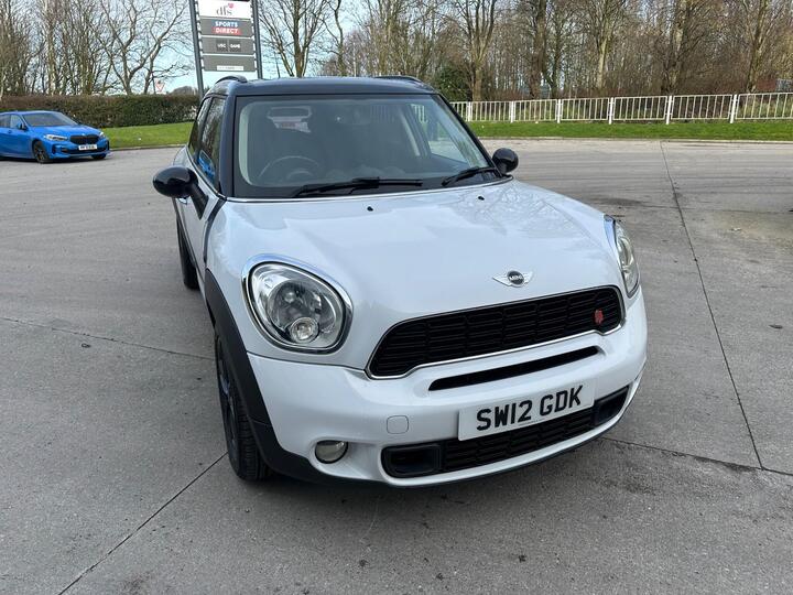 MINI Countryman 2.0 Cooper SD ALL4 Euro 5 (s/s) 5dr MINI Countryman 2.0 Cooper SD ALL4 Euro 5 (s/s) 5dr