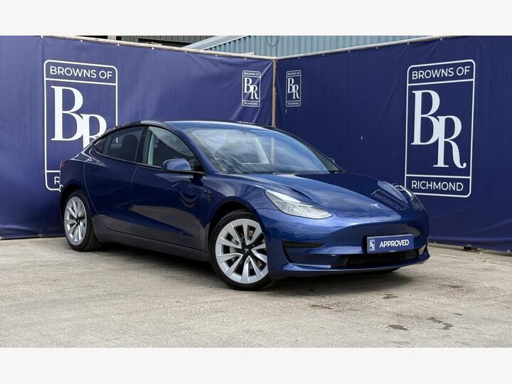 Tesla Model 3 Auto RWD 4dr