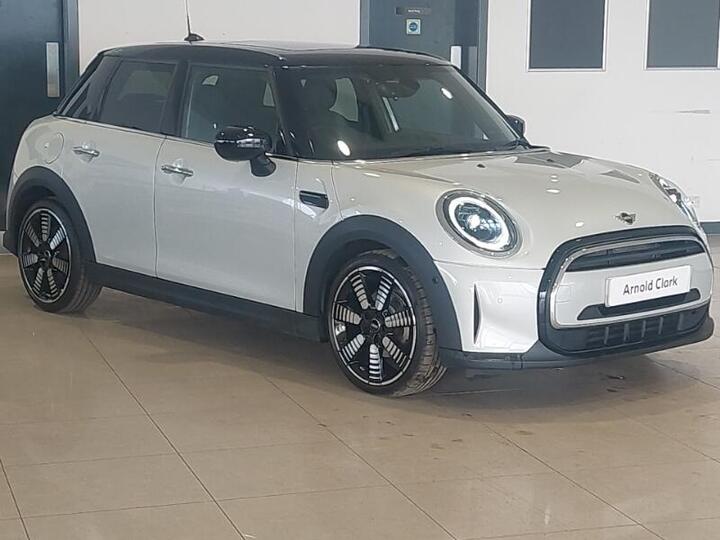 MINI Hatch 1.5 Cooper Exclusive Steptronic Euro 6 (s/s) 5dr
