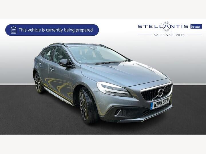 Volvo V40 Cross Country 1.5 T3 GPF Pro Auto Euro 6 (s/s) 5dr