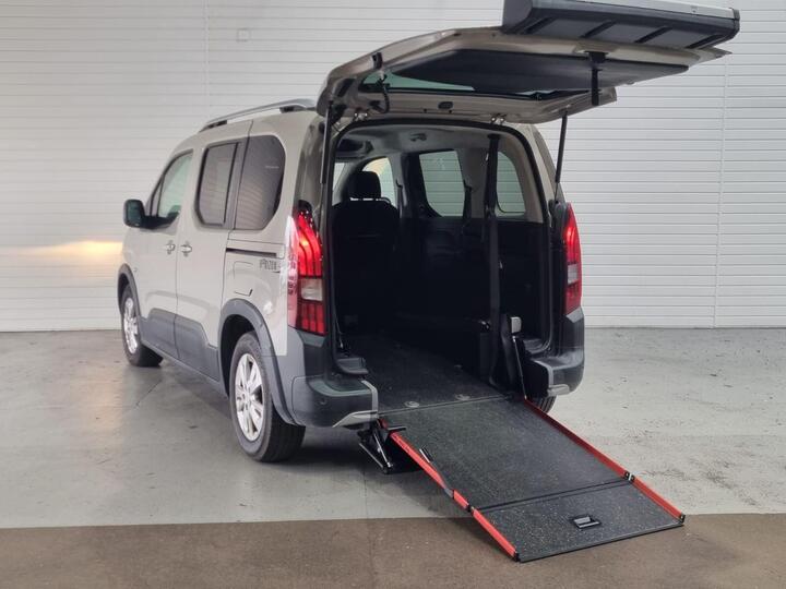 Peugeot Rifter 1.5 BlueHDi Allure Standard MPV EAT Euro 6 (s/s) 5dr