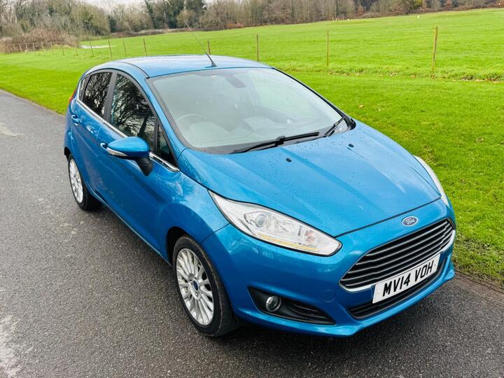 Ford Fiesta 1.0T EcoBoost Titanium Euro 5 (s/s) 5dr